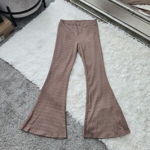 Stitch & Pine Texture High Rise Flare Pants. Size medium. Good preowned conditio